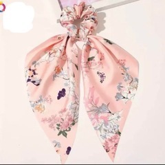 新品✨️お洒落なシュシュ ヘアゴム 周りと差がつく ヘアアクセサ...