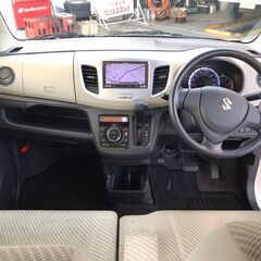 不動の人気のワゴンR白！ナビ、TV付！の画像