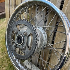 ＳR125用のリアホイールです。