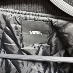 VANS 黒 スタジャン VA17FM-MJ08の画像