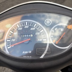 YAMAHA アクシストリート125cc シルバーの画像