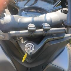 通勤通学に最適！トリシティ125　SEC1J　28168km 帝都ルーフ、ボックス付き。グリップヒーター、USB電源、バー 付けてますの画像