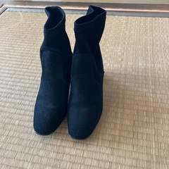 スエードショートブーツ美品　差し上げます