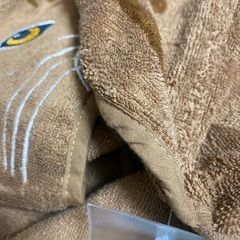 SKOGSDUVA スコグスデューヴァ フード付きバスタオル, オオヤマネコ形/ブラウン, 70x140 cmの画像