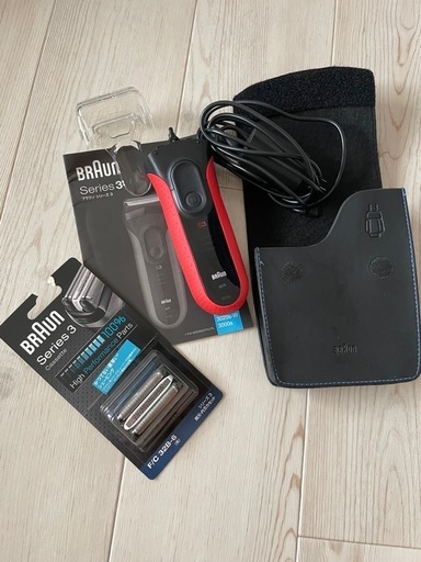 【中古】BRAUN シェーバー、【新品】替刃付