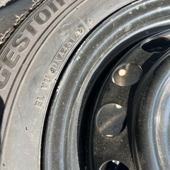 🚗【美品スタッドレスタイヤ、ホイール4本】ヤリス/アクア/フィット7の画像