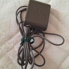ニンテンドーDS Lite対応　AC アダプター充電器 お譲りします