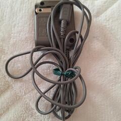 ニンテンドーDS Lite対応　AC アダプター充電器 お譲りしますの画像