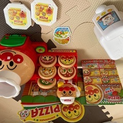 アンパンマンおもちゃ　
ピザ屋さんの画像