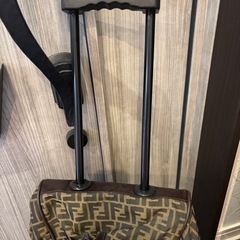 旅行バッグ　ボストンバッグ　キャリーケースの画像