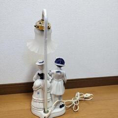 陶器製ランプ スタンドの画像