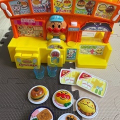 アンパンマンおもちゃ　フードコートの画像