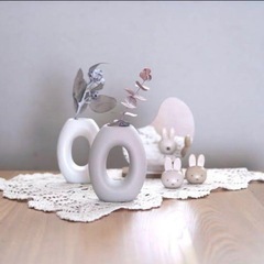 楕円形 フラワーベース 花瓶 花器 シンプル インスタ映え 白 ピンク ブラウンの画像