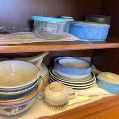 無料❗️ 食器　色々大量❗️ プレート　汁椀　和洋　どんぶりコップの画像