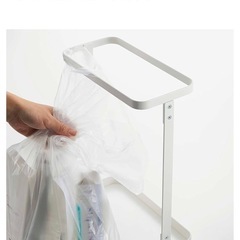 山崎実業ゴミ箱　W26XD14.5XH38cmの画像