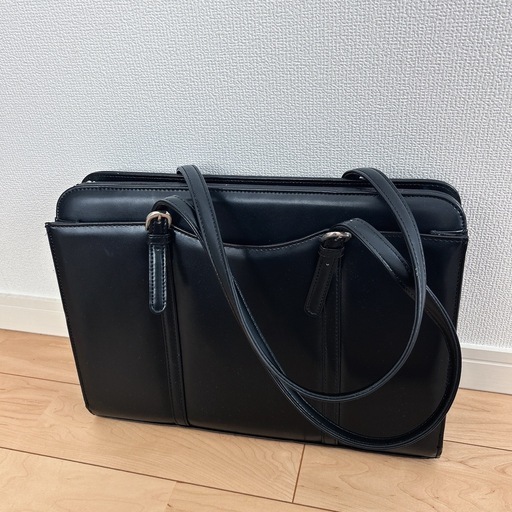 ビジネスバッグ　レディース