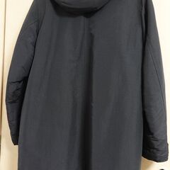 ユニクロ　フード付き防寒ロングコート　サイズLの画像