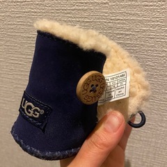 半額 UGG ムートン ネイビーの画像