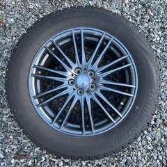 スタッドレスタイヤセット 225/55R17の画像