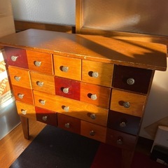 ウッドキャビネットの画像