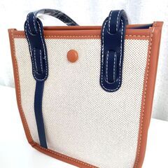 ショルダーとトートの2wayバック　ブルーツートン