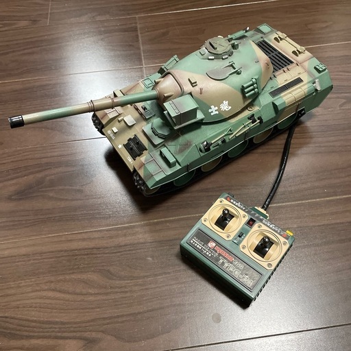 戦車ラジコン　不動車？