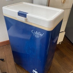 ※お取引中※【小型冷凍庫】一人暮らしにぴったりサイズ！