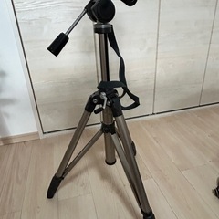 中古カメラ三脚×2  1脚×1
の画像