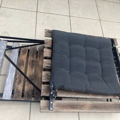 IKEA 屋外用テーブル＋チェア1脚の画像