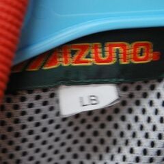 mizuno ウィンドブレーカー 上下セット ブラック×レッド LB ランニング トレーニングに ミズノ  札幌市 清田区 平岡の画像