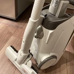 年内いっぱいで削除！Panasonic 掃除機の画像