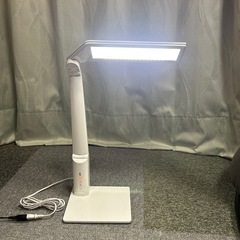 TWINBIRD  LEDデスクライトの画像