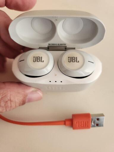 ヘッドフォン JBL tune125  tws