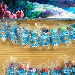 映画ドラえもん 30周年記念コンプリートBOX フィギュア2体欠品 ケース一部割れあり スイスイ！人魚ドラ 入場者プレゼント 人魚大海戦 札幌市 清田区 平岡の画像
