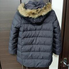 美品✨ユニクロ ダウンコート 150 サイズの画像