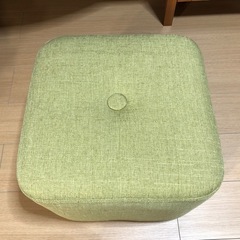 スツールの画像