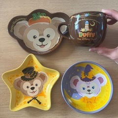 ダッフィーハロウィン食器セットの画像