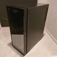 アイリスオーヤマ　ペルチェ式　12本