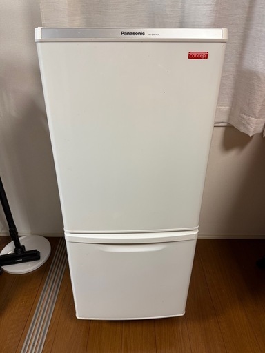 冷蔵庫　Panasonic NR-BW145C 容量138L