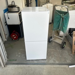お買得☆美品☆ニトリ☆2022年製2ドア☆106L☆ホワイト色☆...