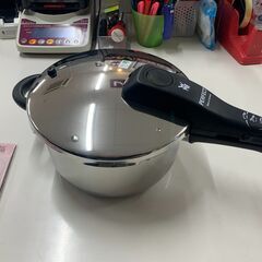 ★ジモティ割あり★圧力鍋 WMF PERFECT4.5 ※クリー...