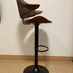 昇降式チェアーの画像