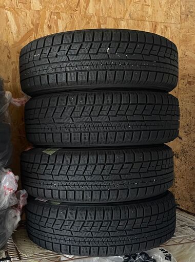 スタットレスタイヤ　175/65　R14
