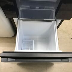 美品！ガラストップ　ネイビー　ハイセンス　Hisense　冷蔵庫　HR-G16E2NA　2023年製　高年式！　新生活　インテリア　一人暮らし　引越　堺市　石津　ジャングルジャングル石津　の画像