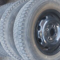 軽バン 145R12  スタッドレスタイヤ  ホイールの画像