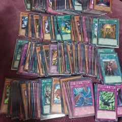遊戯王デュエルモンスターズ200枚位