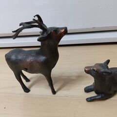 ★ブリキ？銅？★鹿の置物★手のひらサイズ2つセットの画像