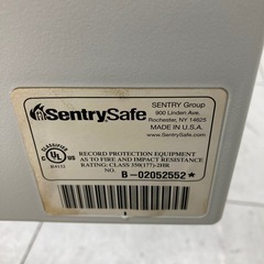 SentrySafe 耐火金庫　JA0806 ※中のプラスチックにヒビありの画像
