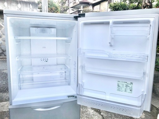 AQUA    ３ドア冷蔵庫　272L    2015年製　自動製氷なし　中古品 AQUA 3ドア冷蔵庫 272L 2015年製 自動製氷なし 中古品