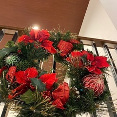 大きいクリスマスリース2つの画像